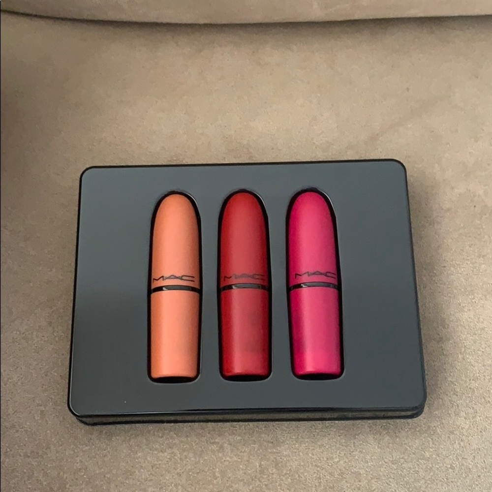 Mac lipstick (new)